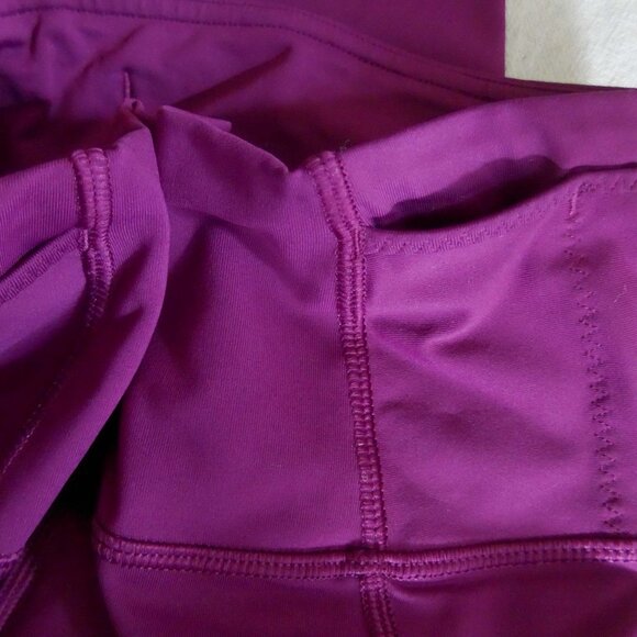 Lululemon Women 4 Outrun Tight - Picture 11 of 16